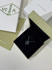 Van Cleef & Arpels Sapphire Agate Necklace-0259