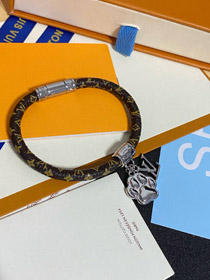 Louis Vuitton LV leather pattern printed bracelet-0340