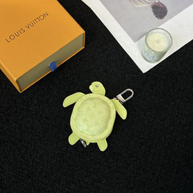 Louis Vuitton LV turtle bag keychain pendant-0344