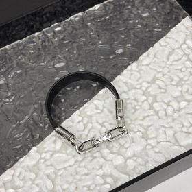 Louis Vuitton LV leather metal chain ring with engraved letters on both sides of the bracelet-0352