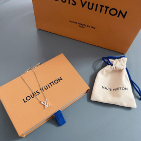 Louis Vuitton LV full diamond letter necklace-0440
