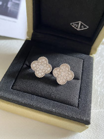 Van Cleef & Arpels full diamond four-leaf clover earrings-0443